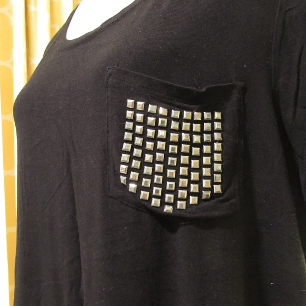 DKNY T-Shirt bundle in EUC